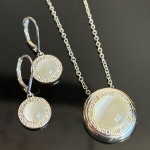 Avon Silver Tone Moonstone Halo Pendant Necklace & Drop Earrings Set